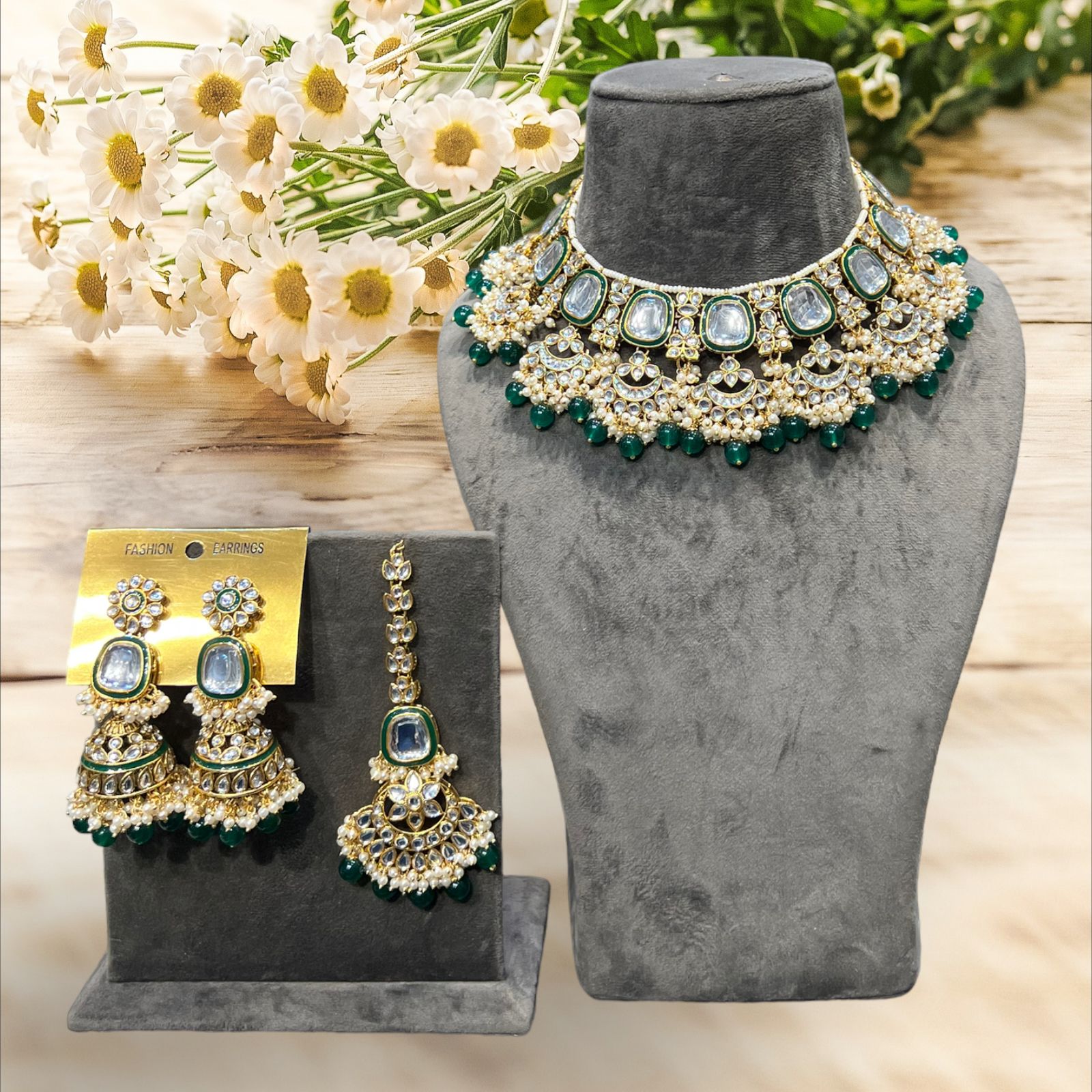 Heavy kundan deals necklace set