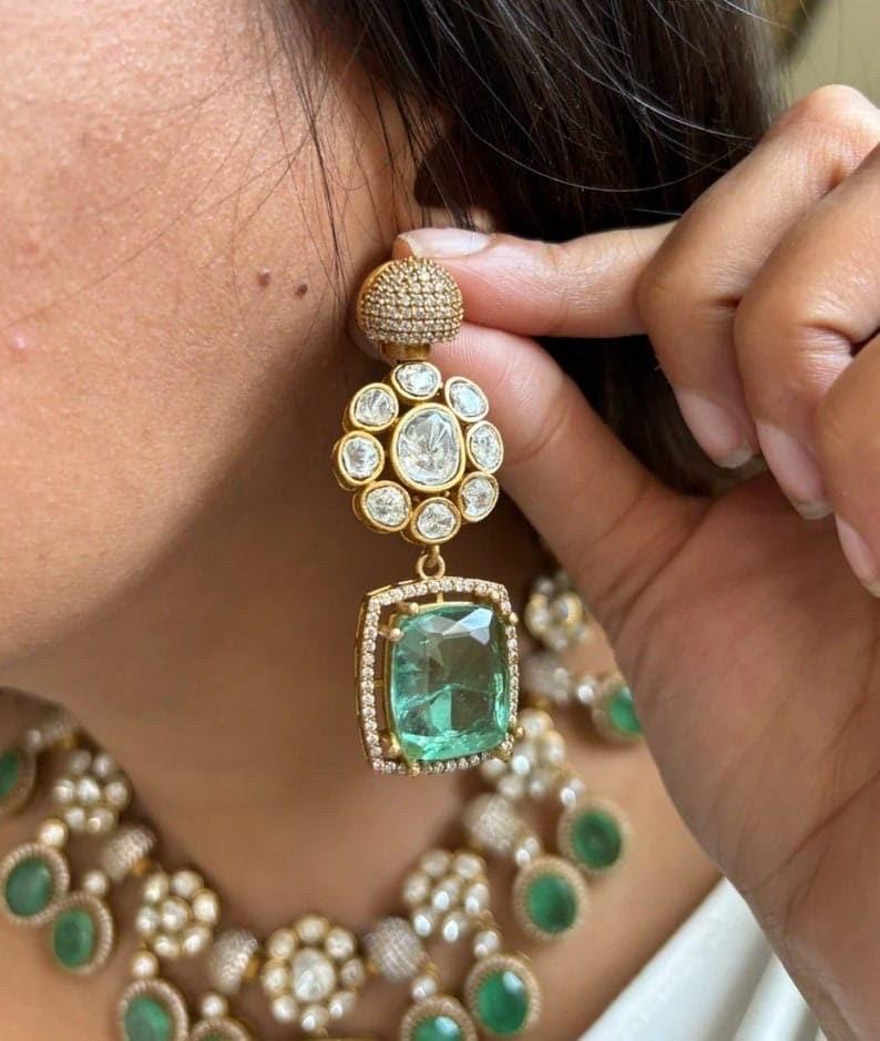 Emerald Green Uncut Diamond Kundan Necklace Set/Sabyasachi Inspired Jewelry/Bollywood Jewelry/Statement necklace set