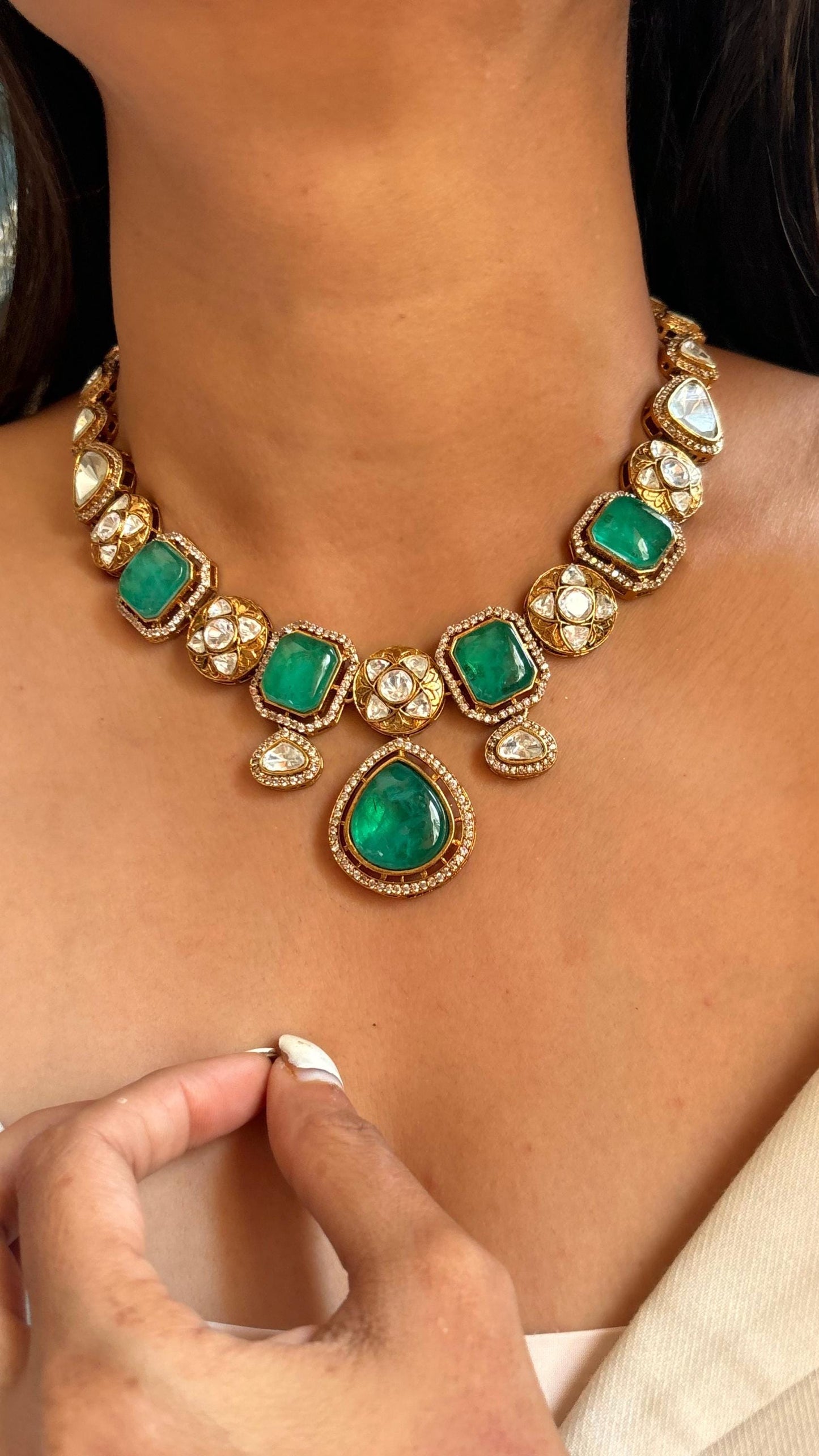 Emerald Mint Artificial Jewelry Set/ Polki Green Set/Indian Bridal Set/ Kundan Necklace Set/ Kundan Collar Necklace Set/ Indian Jewelry