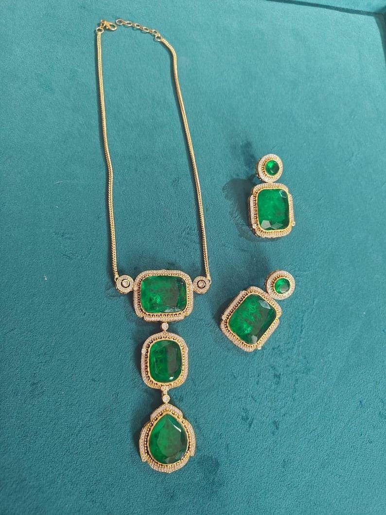 Emerald three pendant set Indian jewelry gold green wedding jewelry Indian