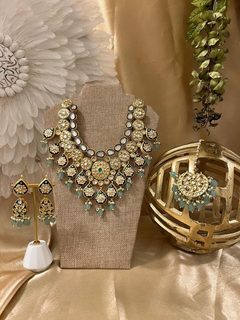 Beautiful Gold Wedding Wear Artificial Jewelry Set/ Indian Bridal Set/ Kundan Necklace Set/ Traditional Jewelry Set/ Kundan Necklace Set