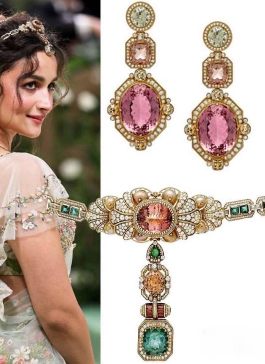 Alia Bhatt Sabyasachi inspired Met Gala Indian artificial Jewelry set/indian jewelry/Kundan jewelry/Sabyasachi replica/Mathapatti/Necklace