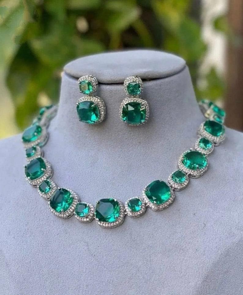 Green emerald choker set